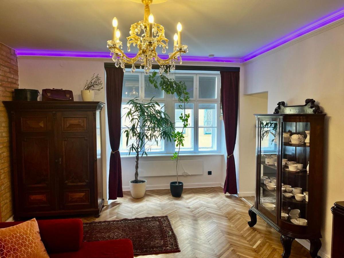Varga Apartman Šoproň Exteriér fotografie
