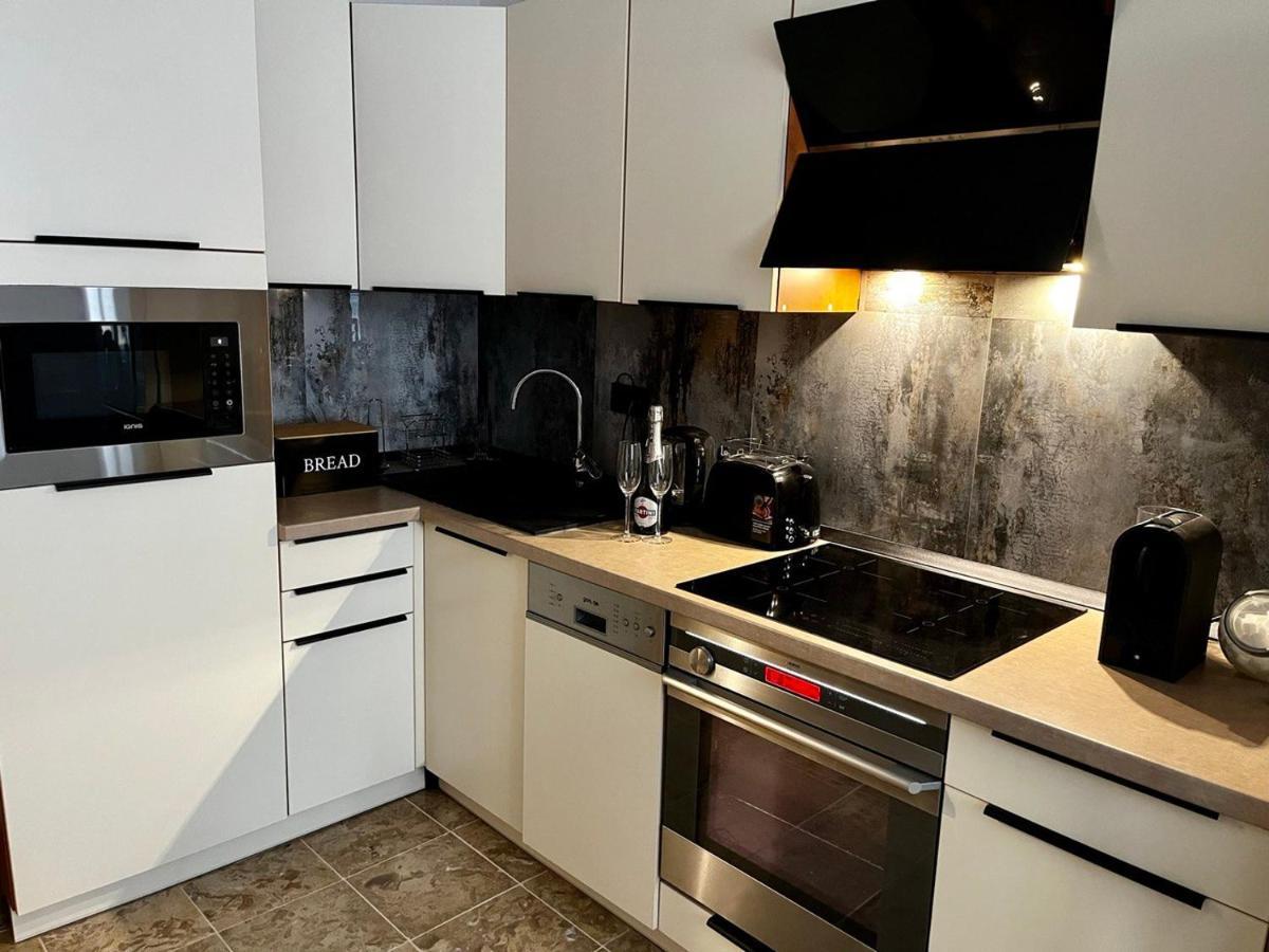 Varga Apartman Šoproň Exteriér fotografie