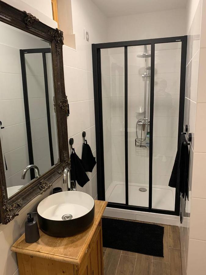 Varga Apartman Šoproň Exteriér fotografie