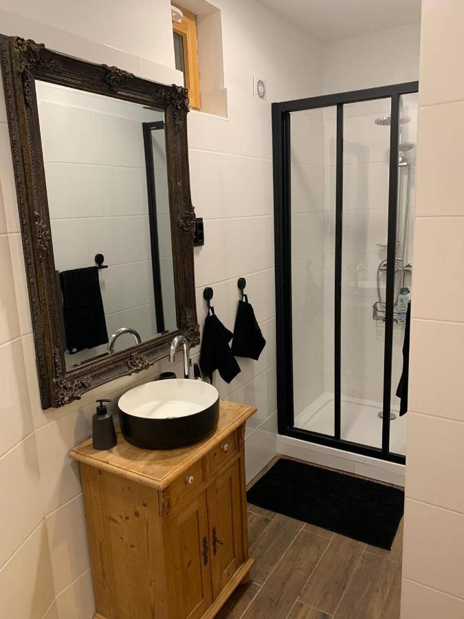 Varga Apartman Šoproň Exteriér fotografie